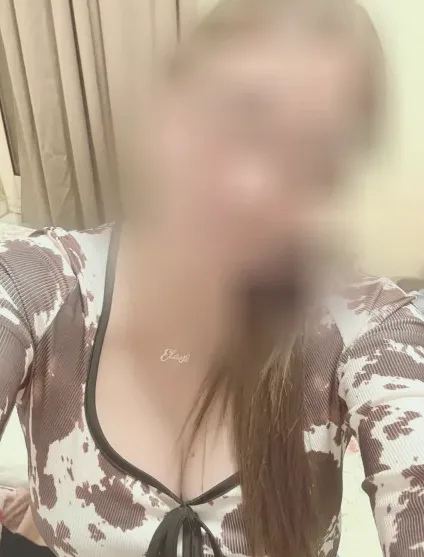 Barbara, 39