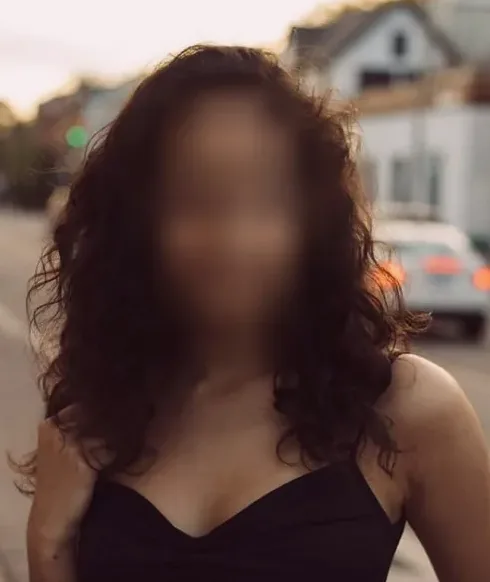 Dragana, 27
