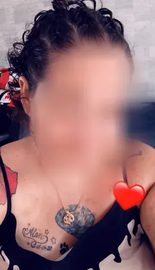 Emily, 40