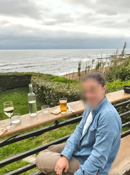 Ivona, 25