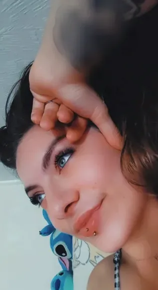 Katarina, 24