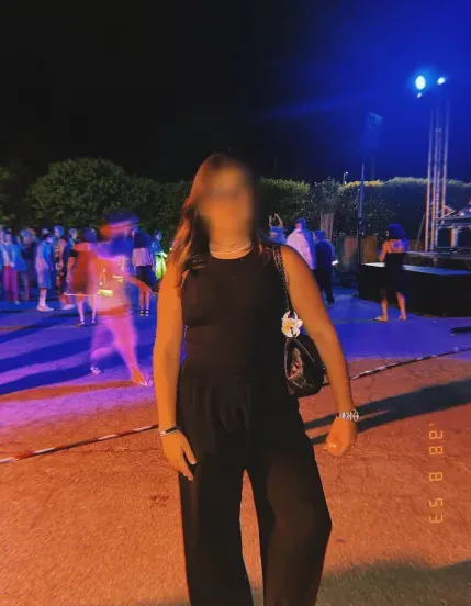 Merve, 18