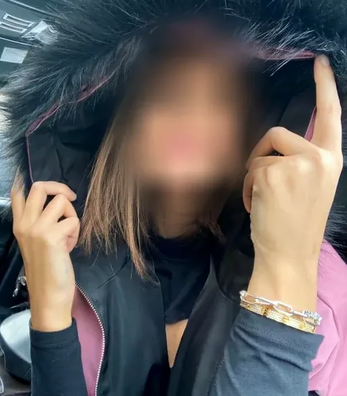 Sarah, 28