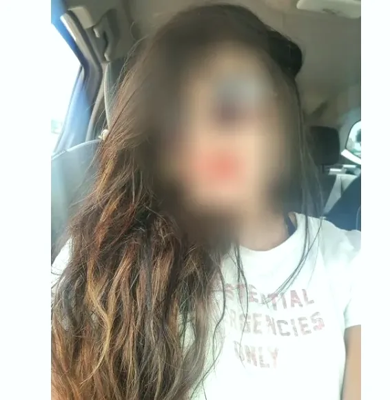 Selina, 35