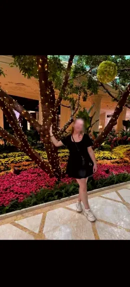 Sonja, 25
